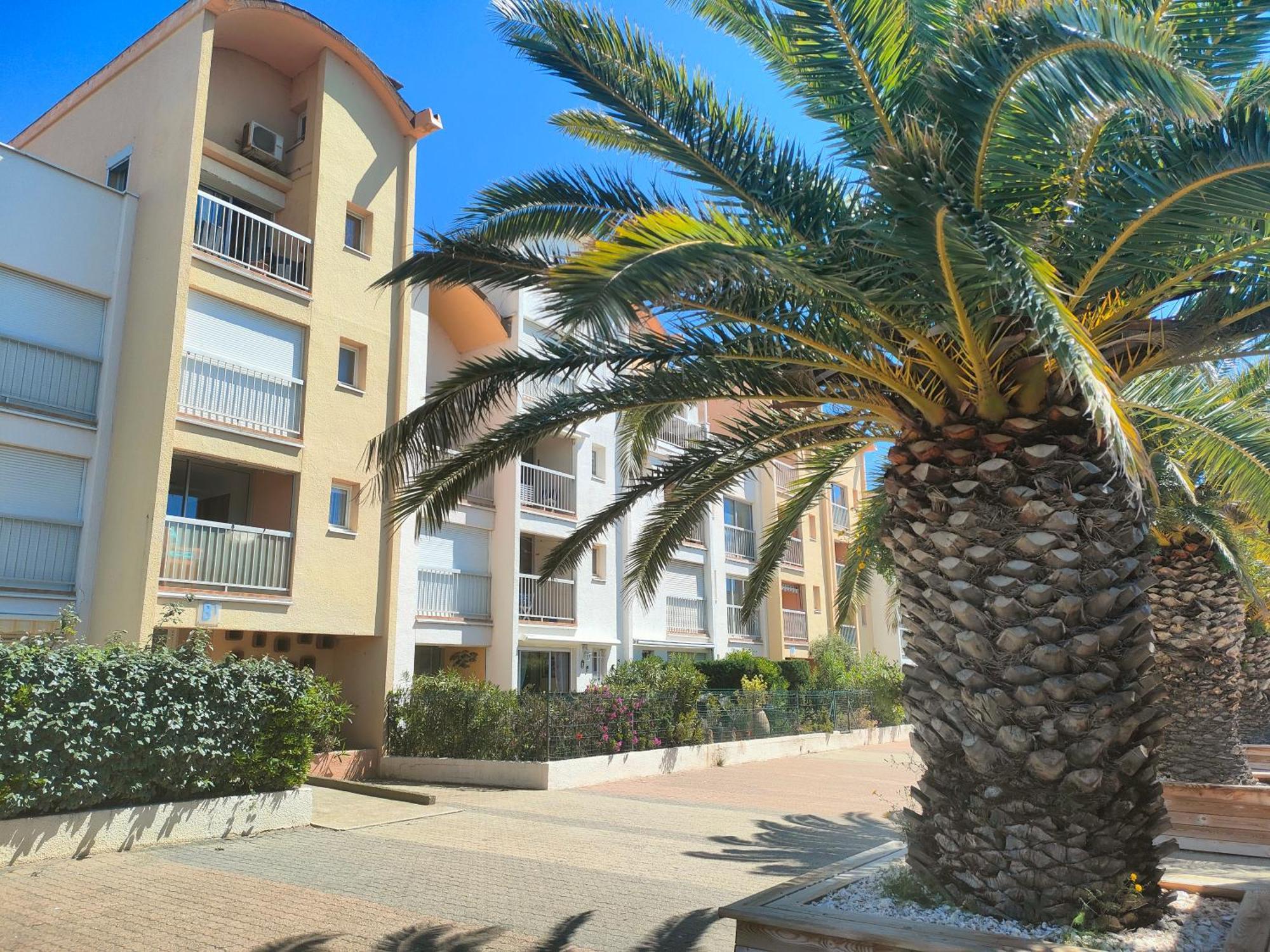 Gruissan, Studio Cabine, Au Calme Vue Degagee Sur Marina Dış mekan fotoğraf